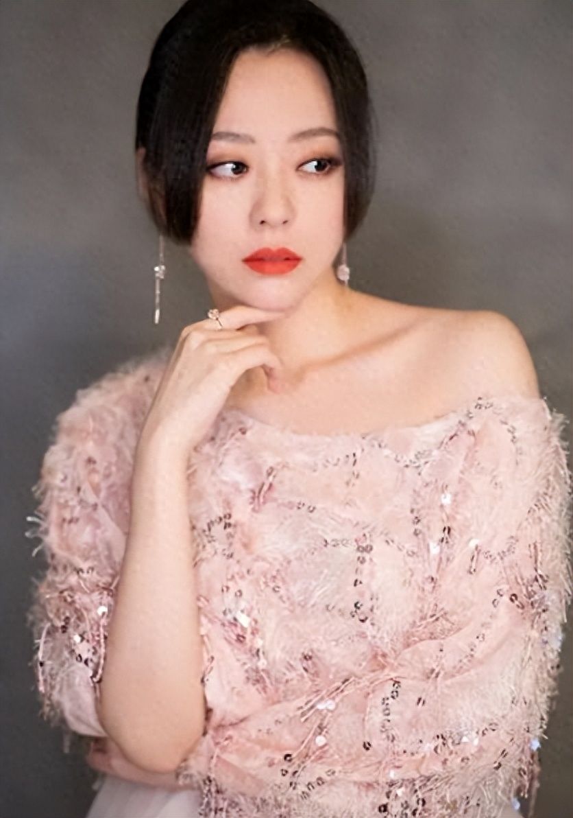 冯轲骗走6亿身家,张靓颖离婚5年后两人命运截然不同