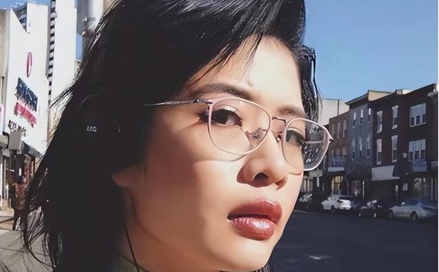 许可馨|许可馨:回国后“叫嚣”无人敢动她,如今去藤校读博