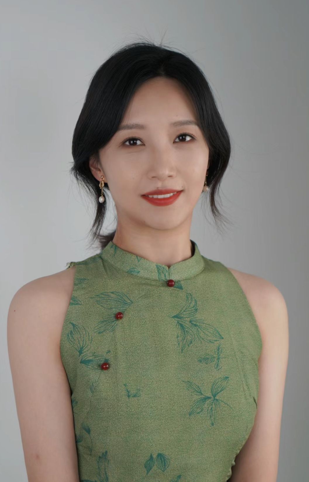 “精致土”妆容毁了多少普通女生?明明精心打扮,却越折腾越土气