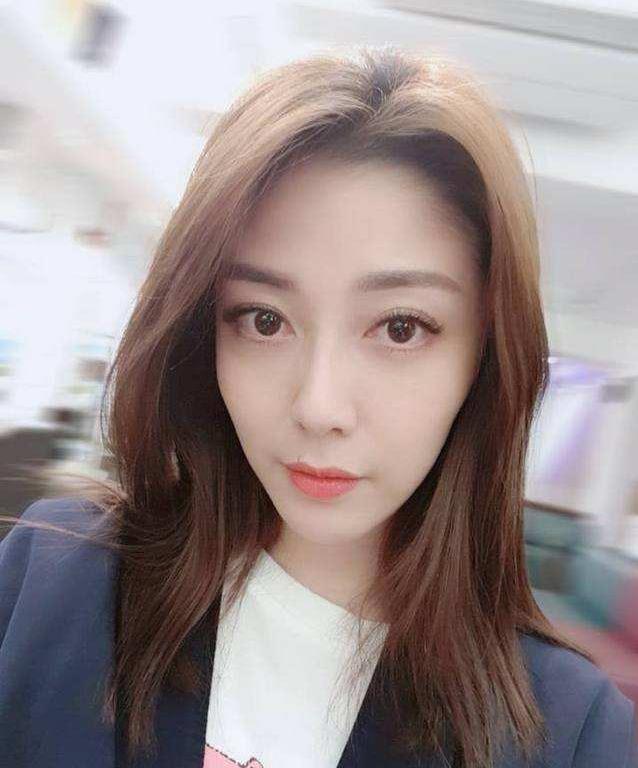 她是明眸皓齿的台剧女神，嫁5566组合队长，因不生育离婚近照惊艳！