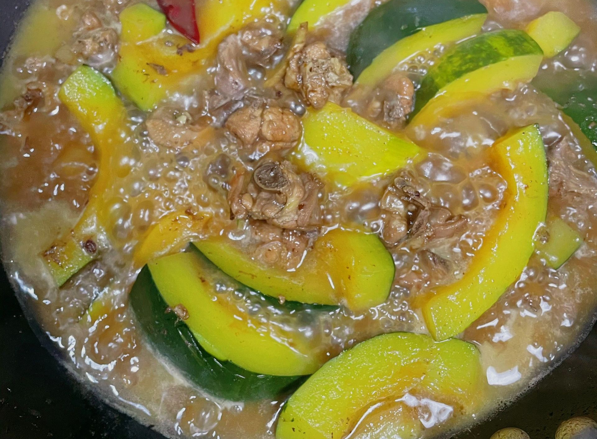 黄瓜|六月,遇到这6种瓜使劲吃,一除湿,二降火,三通便,便宜好处多