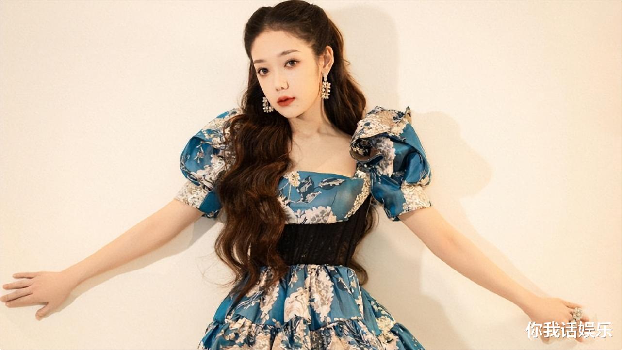 郑乃馨|春晚过后,歌手张碧晨带来王炸!就连?希林娜依高和郑乃馨也火出圈