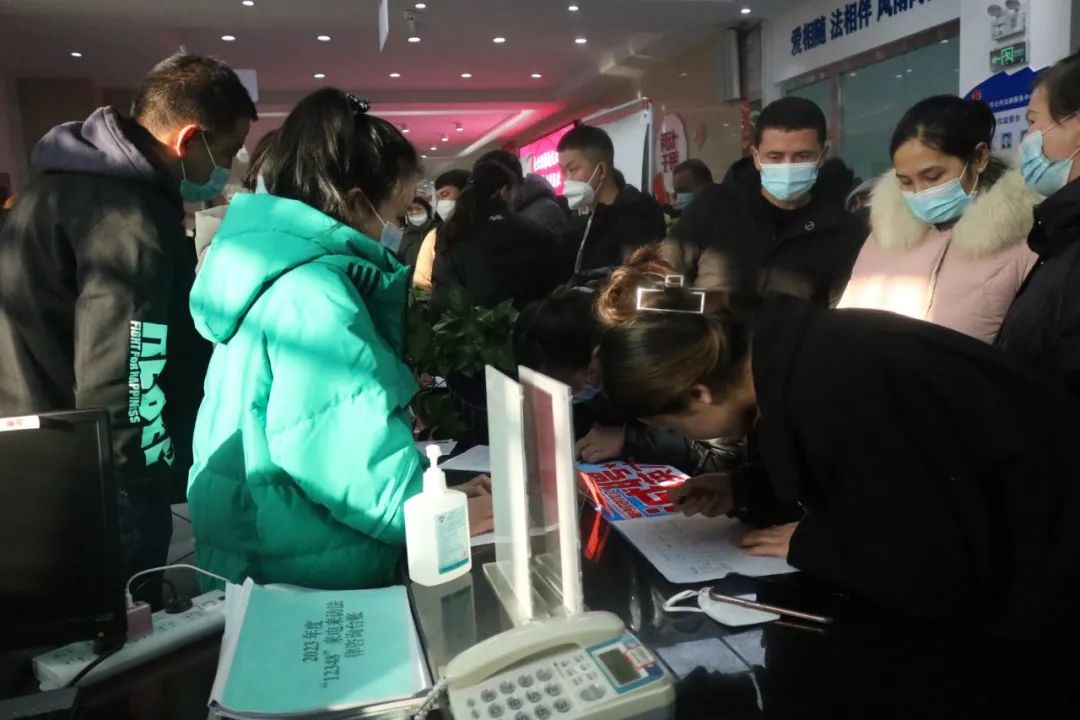 社保|和静县举办“迎春风 送岗位”招聘会