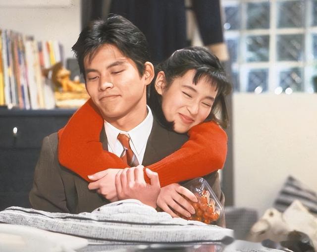 织田裕二:屹立演艺圈30余年,愈老愈帅,43岁与时尚巨头女儿结婚