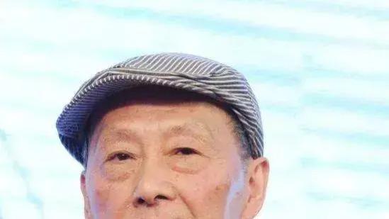 童自荣|配音演员童自荣：全中国最没艺德的艺人就是李连杰，打招呼都不理