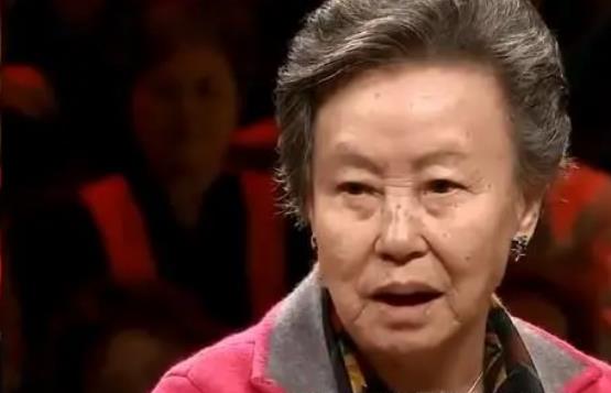 潘长江|宁愿在国内挨骂,也决不移民,迷失了本心的潘长江,终于醒悟了