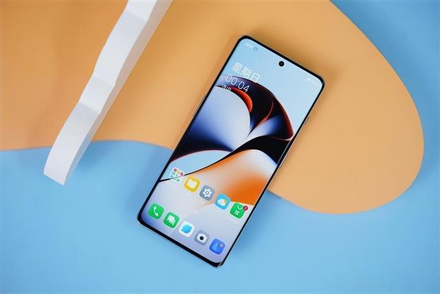 一加科技|全球首发1.5K灵犀触控屏！一加Ace 2图赏