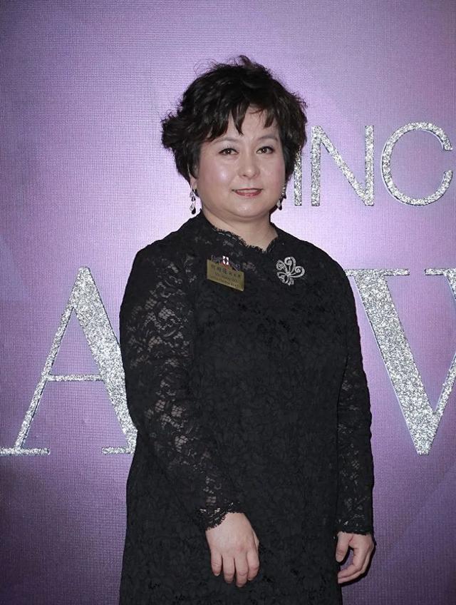 看了61岁何超琼的近照,才知道赌王的眼光有多“毒辣”