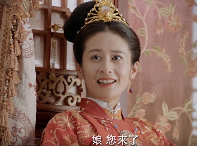 嘴唇厚、小鸡嘴，地包天，这8位女星看似貌美如花，实则奇怪