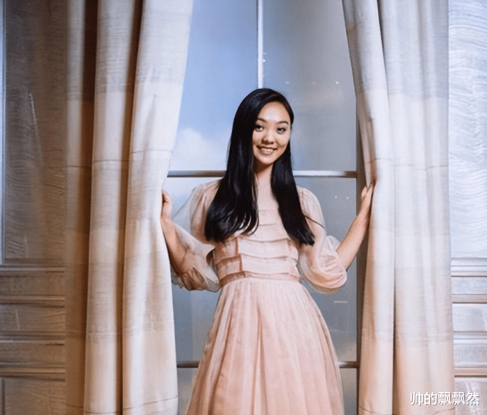 李连杰的女儿李思：在父母离婚的阴影里长大，35岁仍未婚