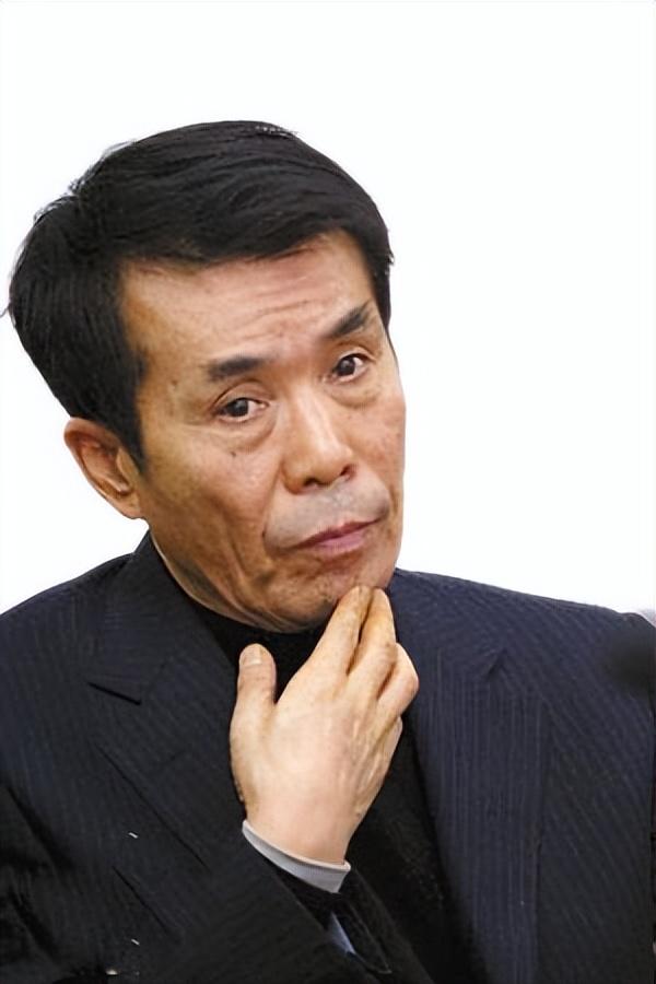 |75岁高龄的何庆魁被儿子爆料:他嫖不动了,每月1万就够花