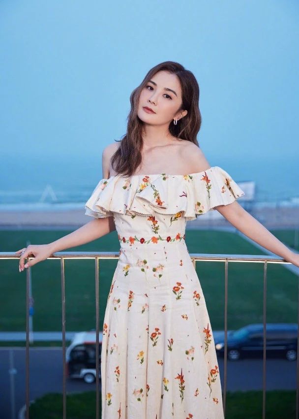 阿娇|Twins合体贺成军22周年　阿娇送彩蛋