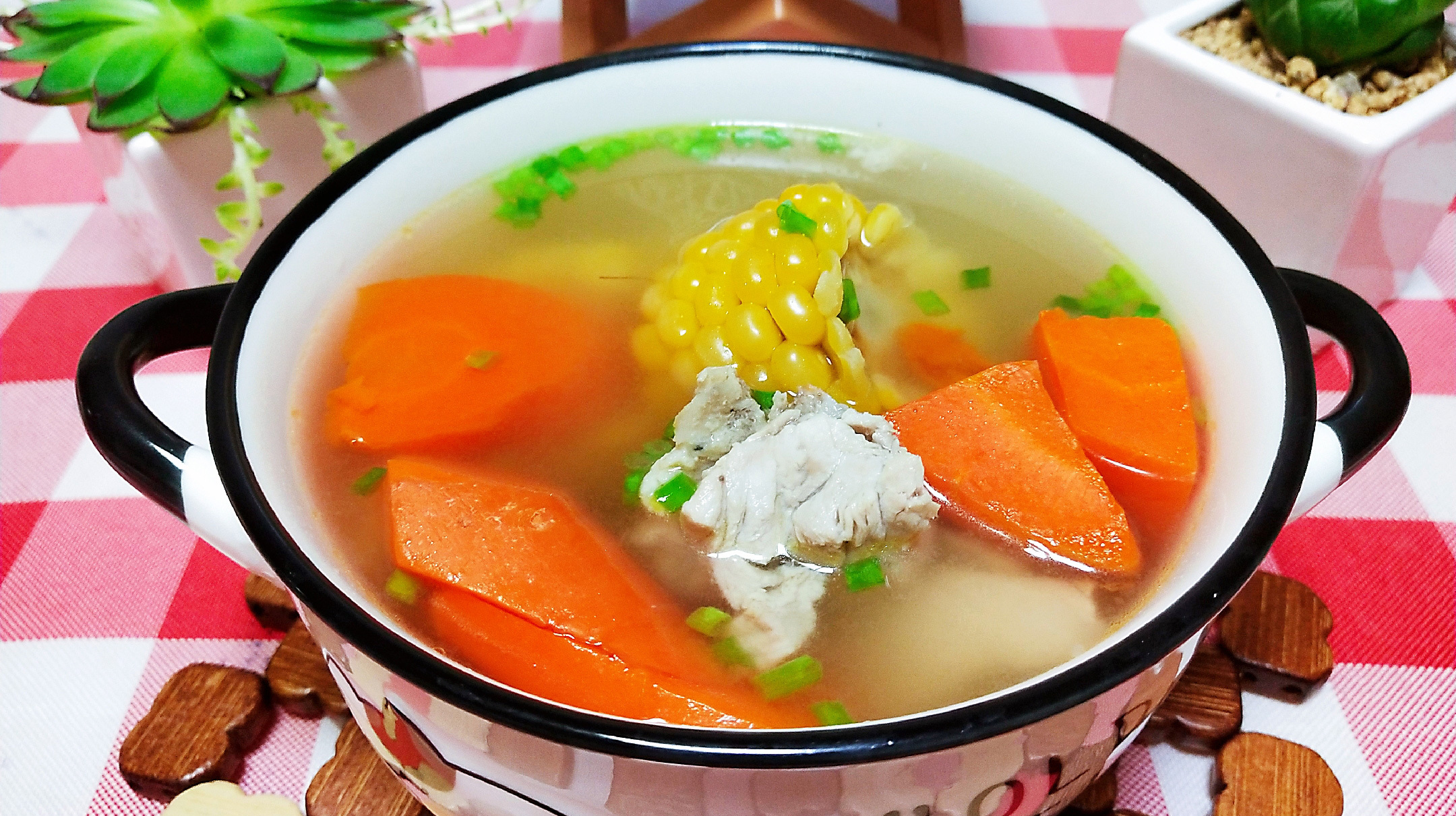 食材|立冬将至,建议中老年多喝这5道“汤”,暖身又滋补,秋冬不怕冷