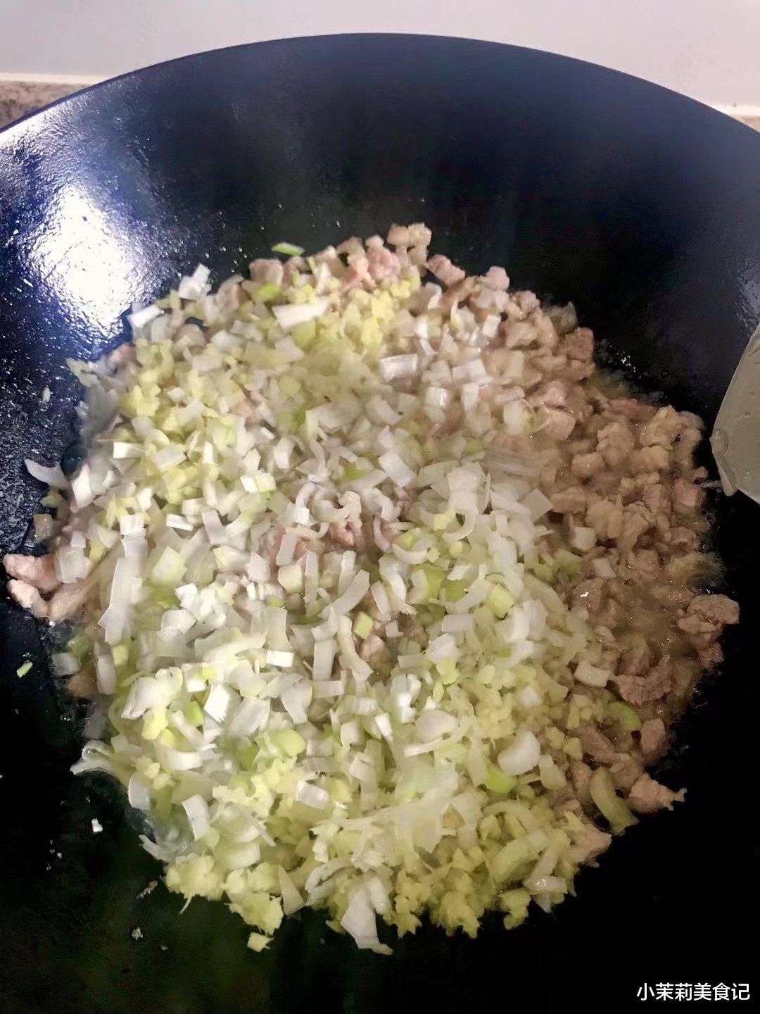 |一通便，二护眼，三强筋骨，深秋抓紧晒干保存，冬天蒸包子吃特香