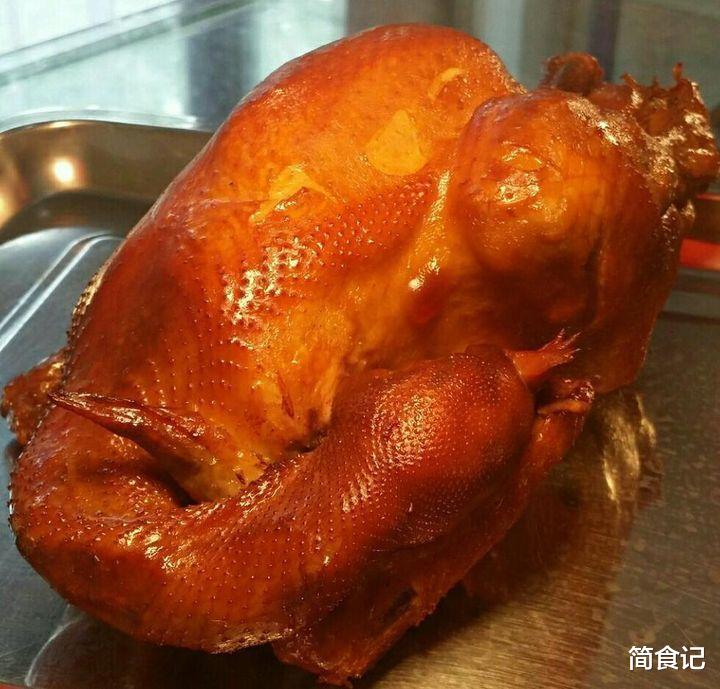 美食文化|烧鸡，扒鸡和熏鸡，同样是卤鸡，到底有什么区别？弄懂再买也不迟