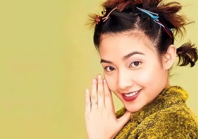 为男友摘除子宫，剃寸头打舌钉，从影后到魔女的她如今怎么样了