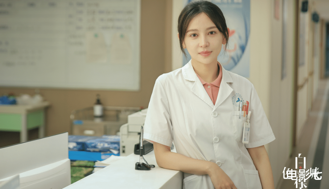 医生|好家伙！连续3天拿下收视第一，观众好评不断，湖南卫视又拿到王炸