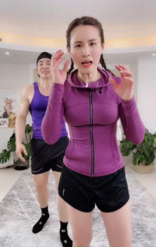 刘畊宏妻子:切除子宫、拒绝土豪、扶持老公,身无分文也不离不弃