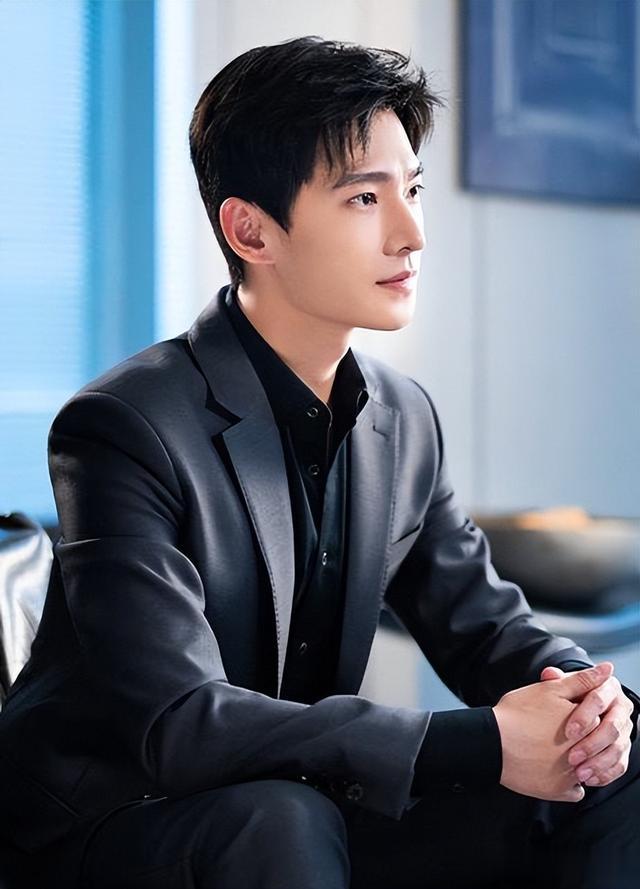 张译|外网票选中国最帅男星！吴磊帅赢王鹤棣，王一博帅赢杨洋