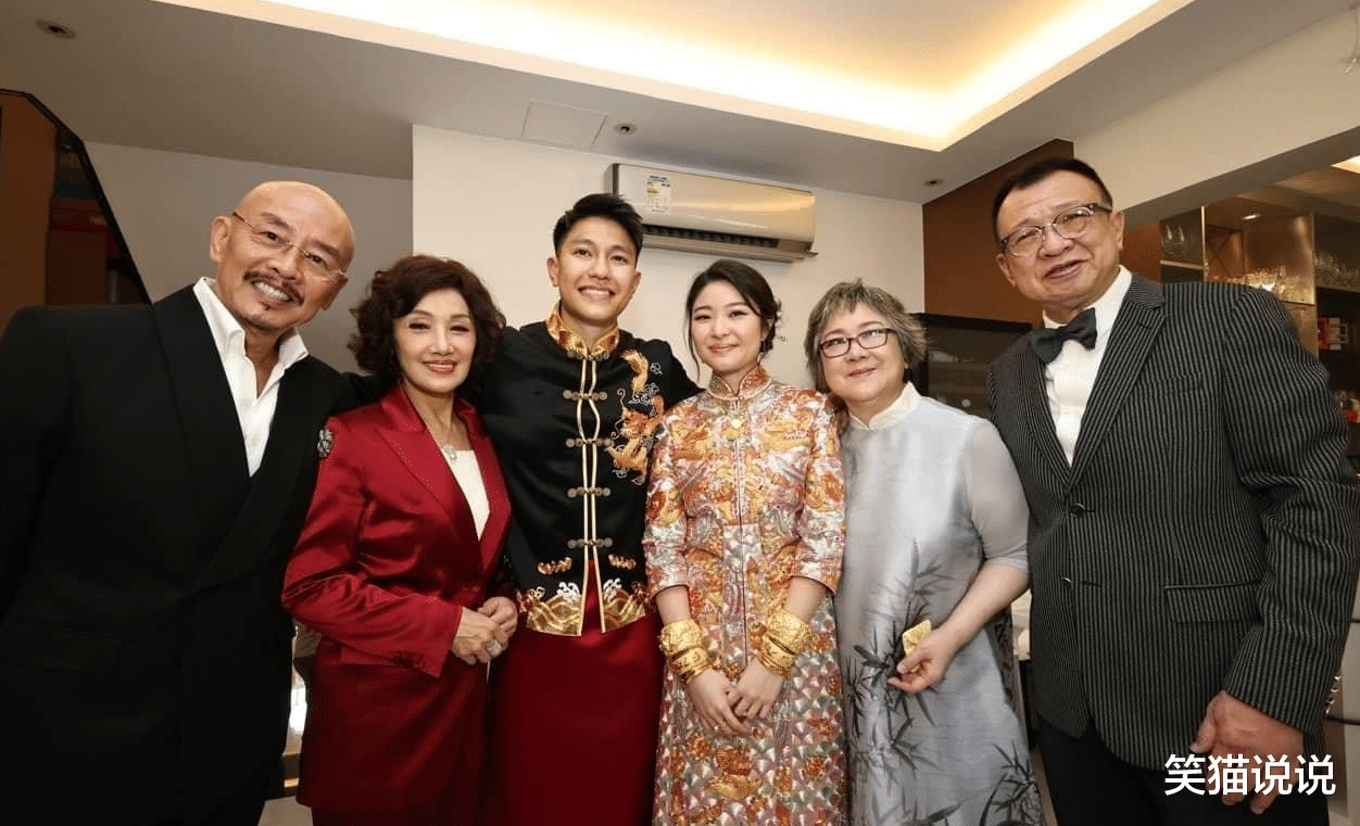 许绍雄爱女出嫁:女儿女婿一起向欢喜哥敬茶,韩马利夫妇出席好开心