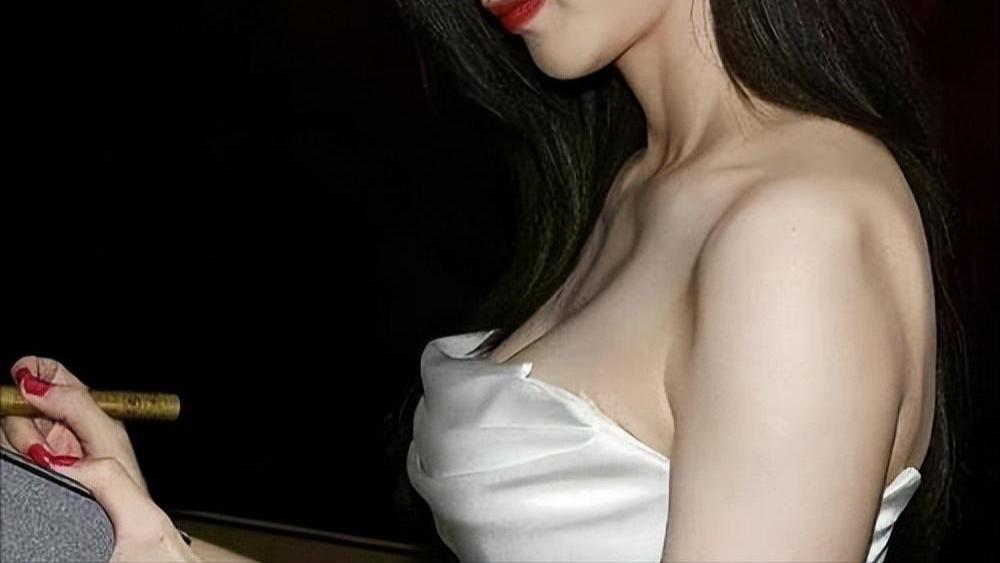 绯闻升级、小三实锤！这一次，36岁的江疏影“底裤”都被扒光了！