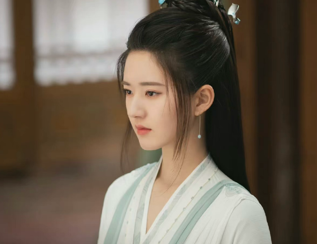 赵露思|赵露思初中就凭一张自拍就火爆网络,如今更是火遍娱乐圈