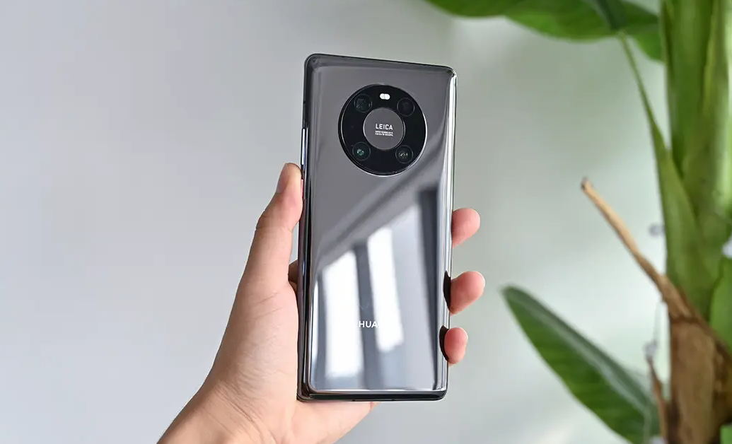 价格战|华为也在打价格战!Mate 40Pro跳水3000块后还值得买吗?