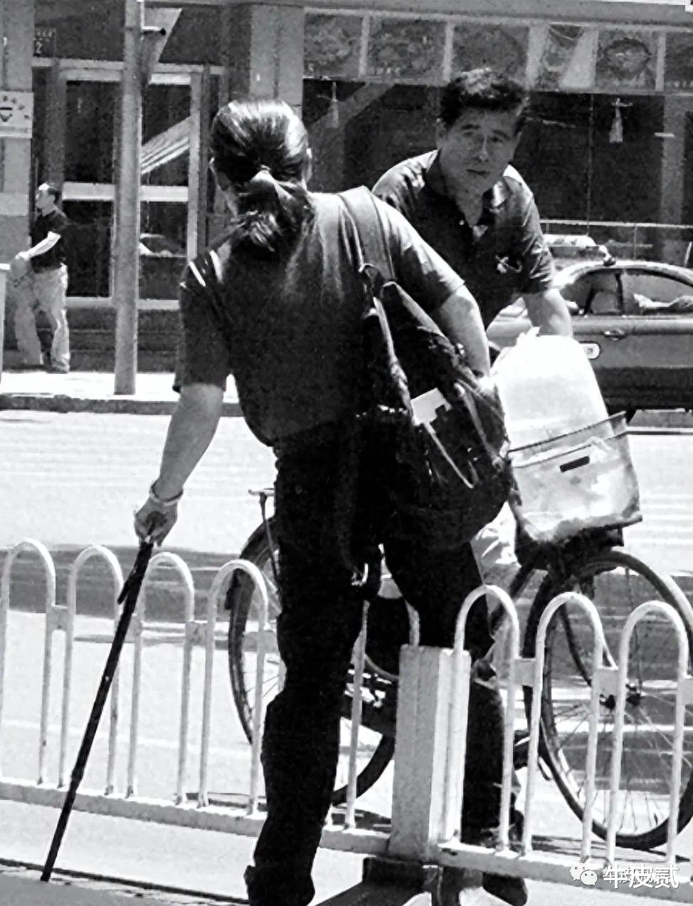 刘欢近况堪忧:嗜酒如命,确诊“不死癌症”,年仅60已满头白发