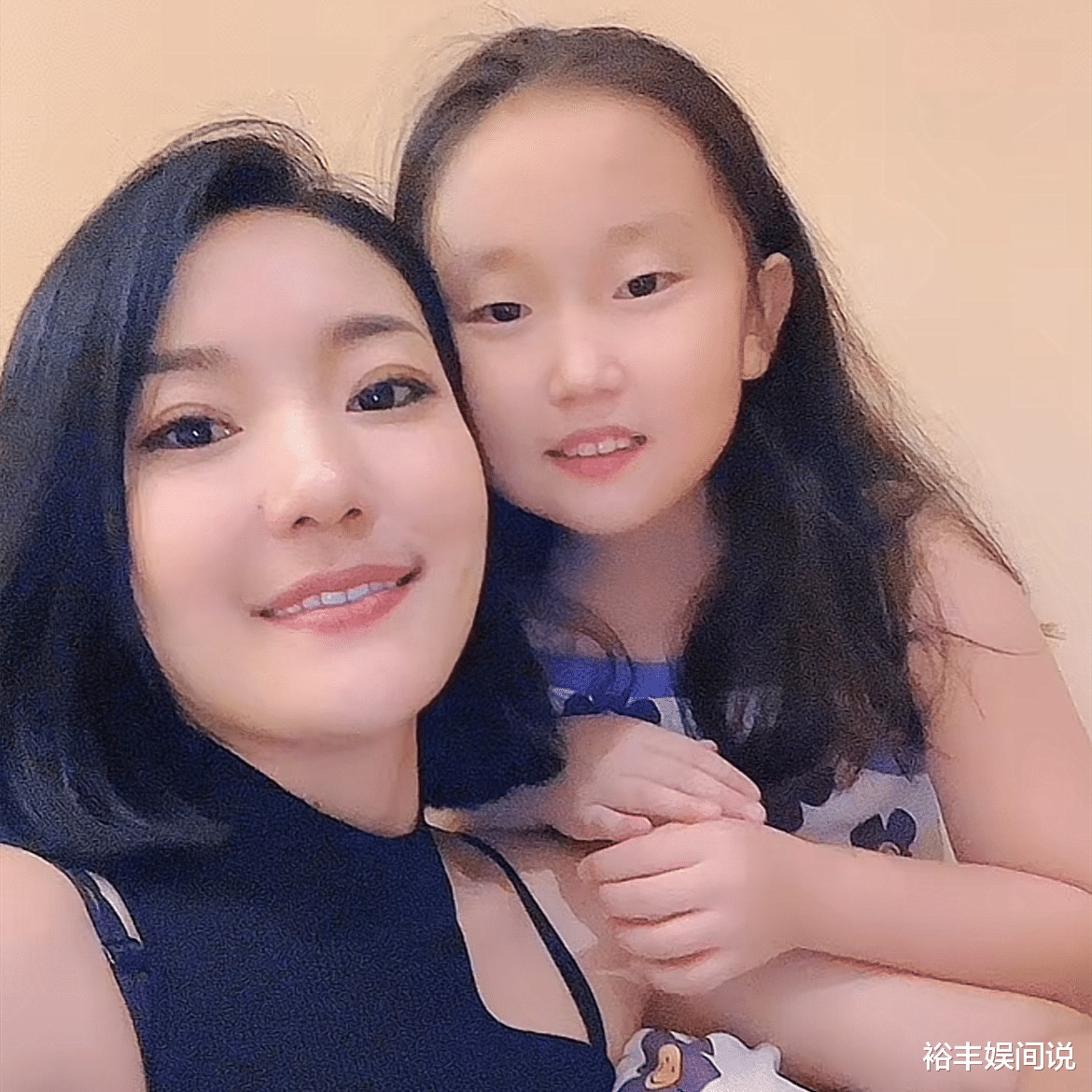 网红杨子钰妈妈将状告前夫三石!出轨为蓄意捏造,已删除控诉长文