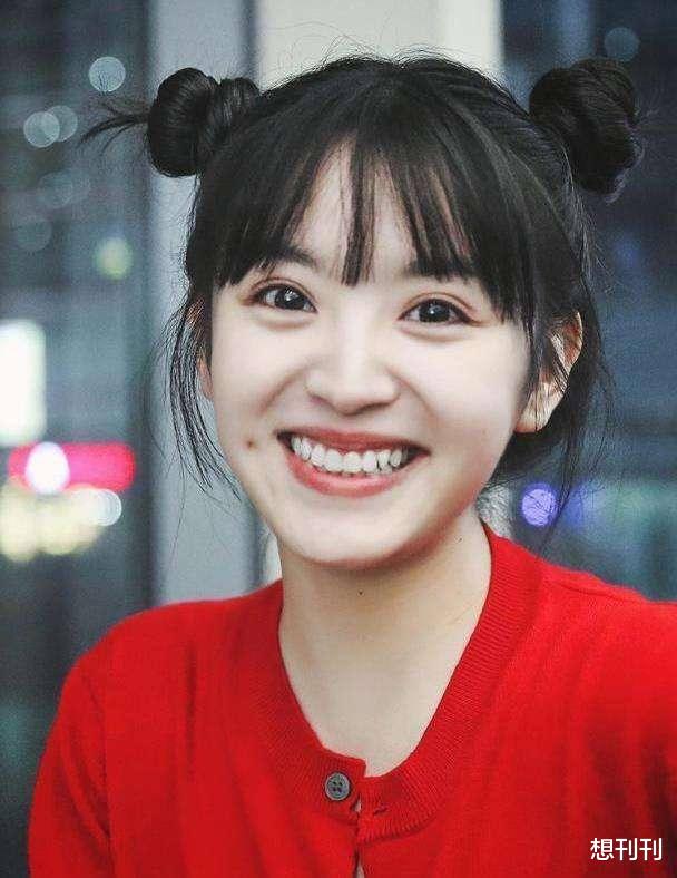 发际线|牛眼、高耸鼻、小丑上扬嘴角，极度夸张五官是内娱明星的畸形审美