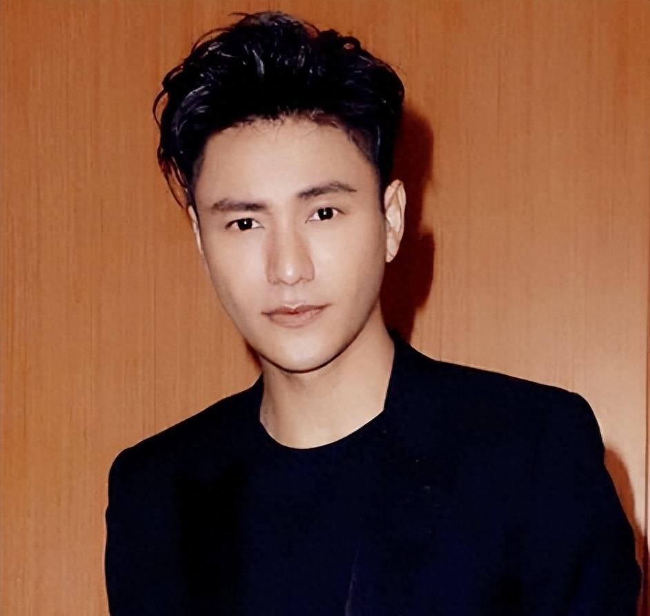 陈坤儿子生母之谜浮出水面？周迅大方的表示：这就是我儿子！