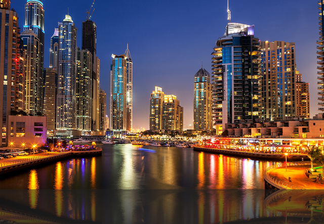 无忧无虑|13万人待不下去了?逃离一线之后,有人卖了房,回老家无忧无虑