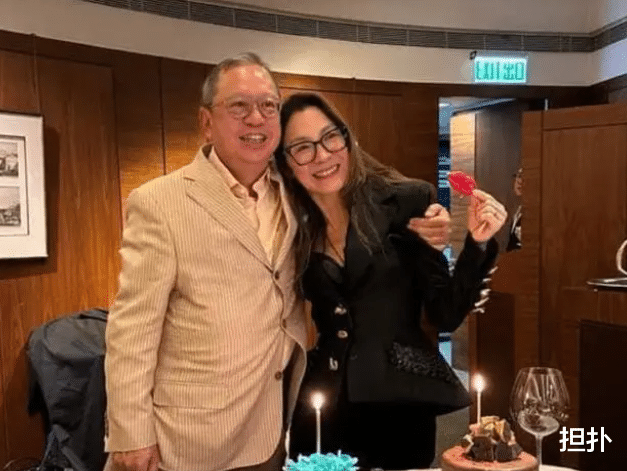 又一个嫁不入豪门的女明星，独居加拿大30年，晒出银行300亿流水