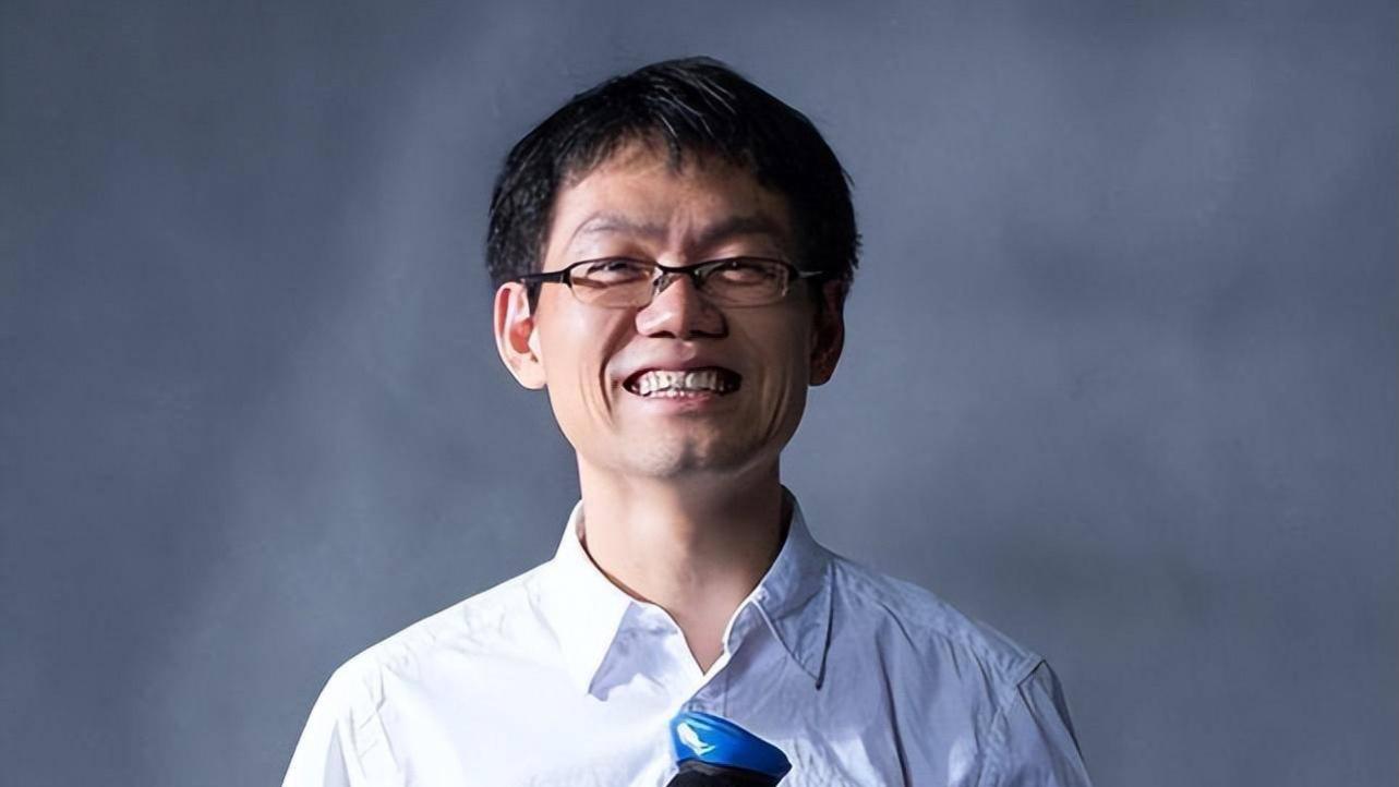 裁员|职场不相信眼泪和感情，47岁T13技术大佬被裁，揭示了职场的残酷