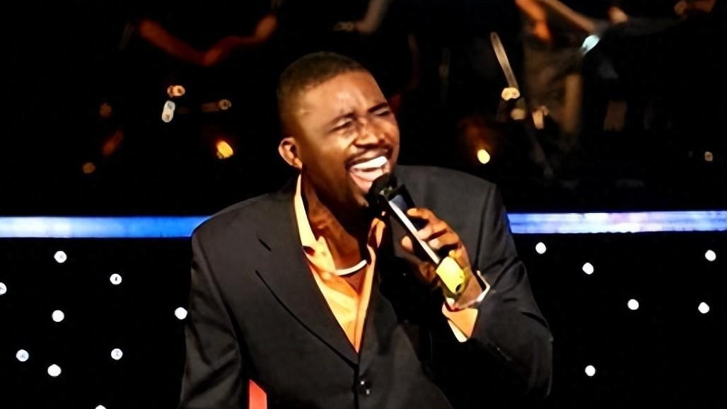 黑人歌手好弟：走红后娶中国小娇妻，来北京16年仍未拿到中国绿卡