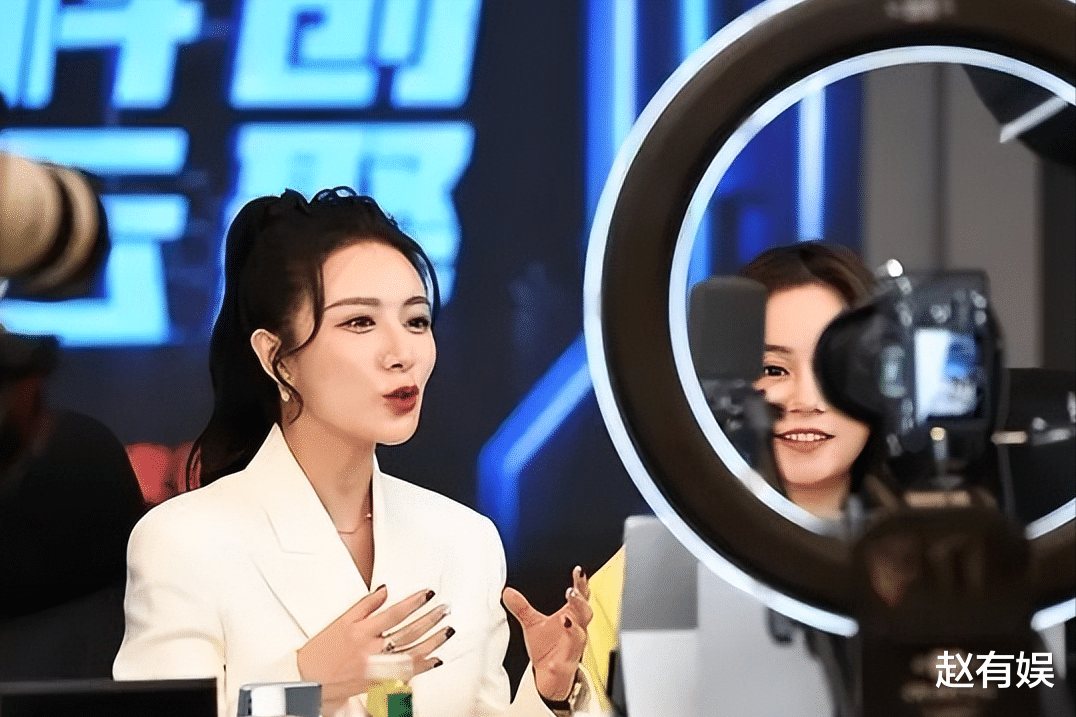 明星|理直气壮卖假货,粉丝不买张口就骂,这几个明星“吃相”太难看