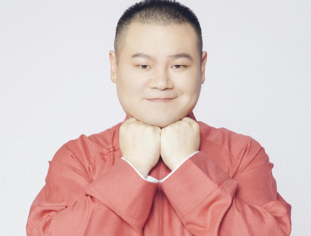 岳云鹏|38岁岳云鹏老到认不出!满头白发显沧桑,脸上横肉太多似卖菜大叔