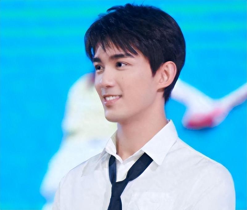 吴磊的“落魄”，是娱乐圈的“悲哀”