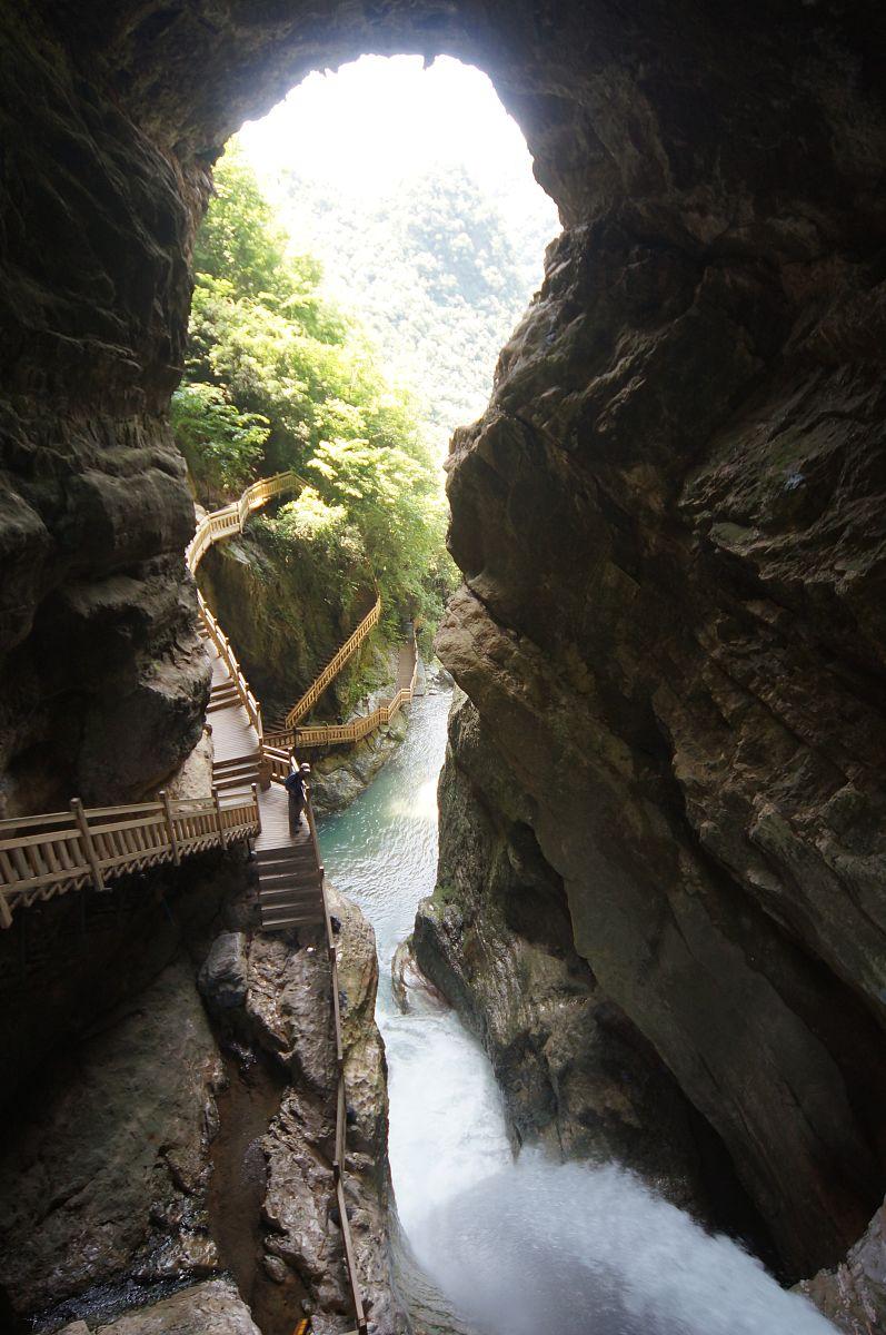 自然风光|天生桥景区：大自然的壮丽奇观