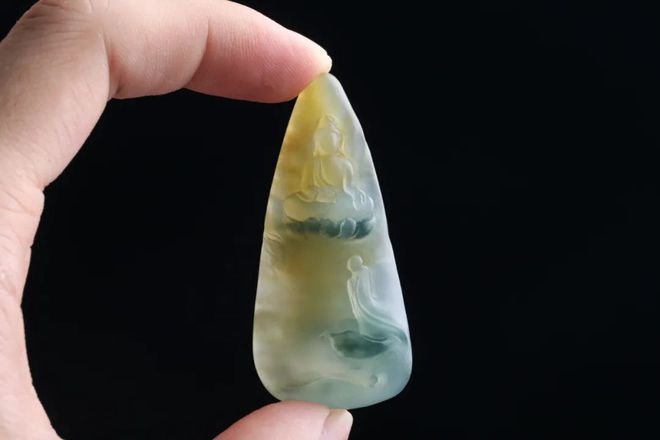 什么是翡翠毛货？