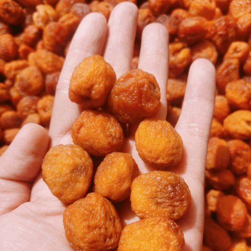 常用杏干泡水喝好處多，但有4種人不要“隨便喝”，早做了解