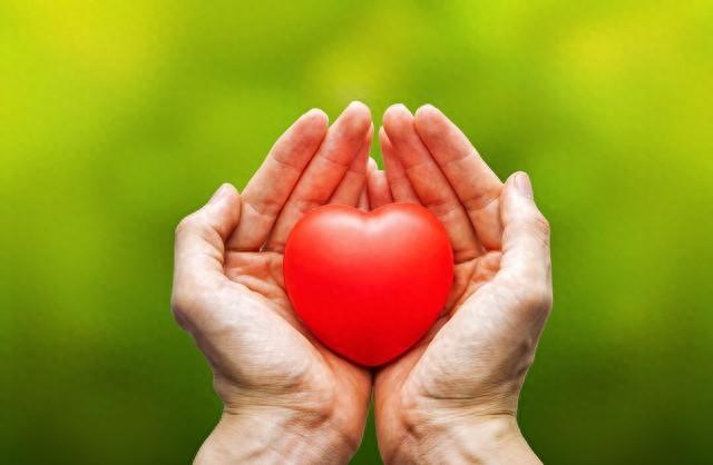 发现高血脂就得吃药？错！这3种情况，先别急着用药