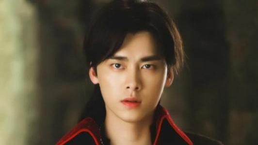 摇滚乐队|回首2022年娱乐圈塌房艺人，自毁前途花式作妖不值得原谅！