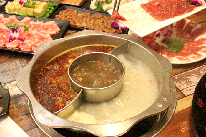 美食探店|吃火锅时，服务员频繁热情的问要不要“加汤”，其实这是一种暗示