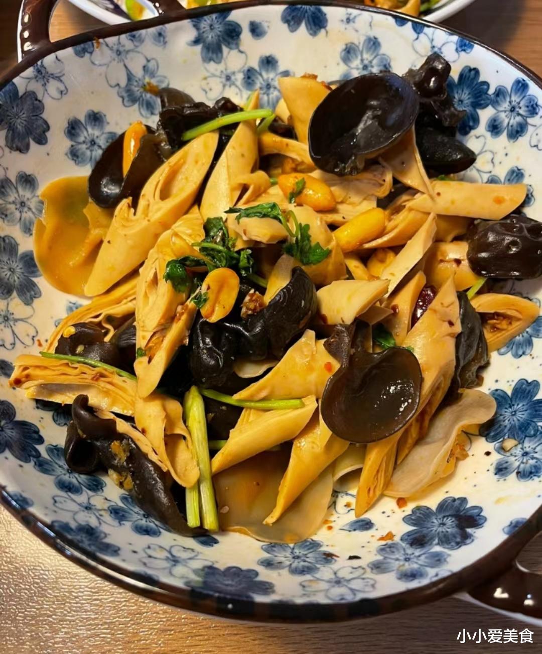 黄瓜|15岁小伙晒爸爸做饭和妈妈做饭的区别,走红网络,网友:过于真实