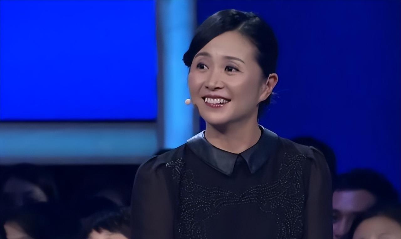 黄菡|这真的是《非诚勿扰》的黄菡吗，如今容貌苍老已经认不出