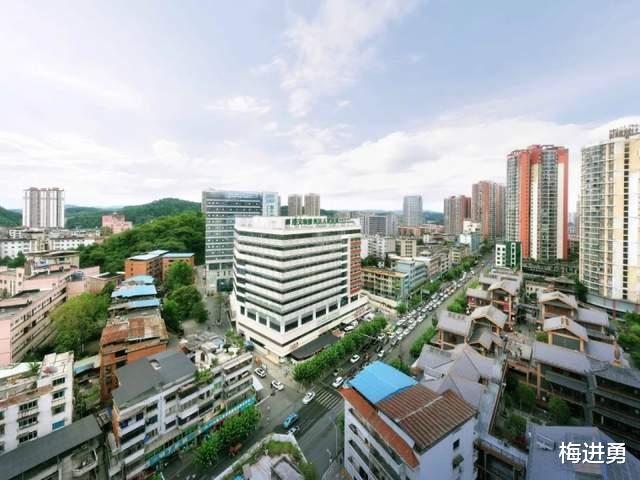 不配合的萝卜:遵义一医院招聘疑存黑幕,2分单选题现诡异分数