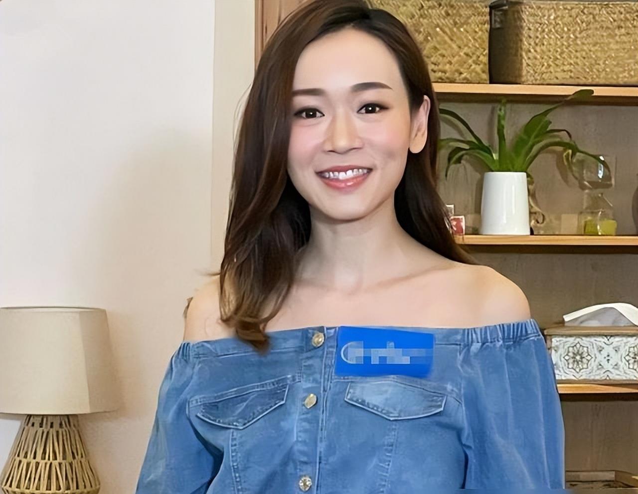 香港最口密女星她连生2孩老公却不为外界所知,被指拜金但有担当!