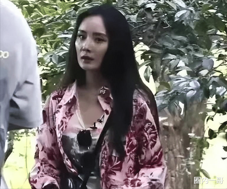 镜头前美翻,真人“丑”得奇形怪状,干瘪、脸肿、皱纹都是原因