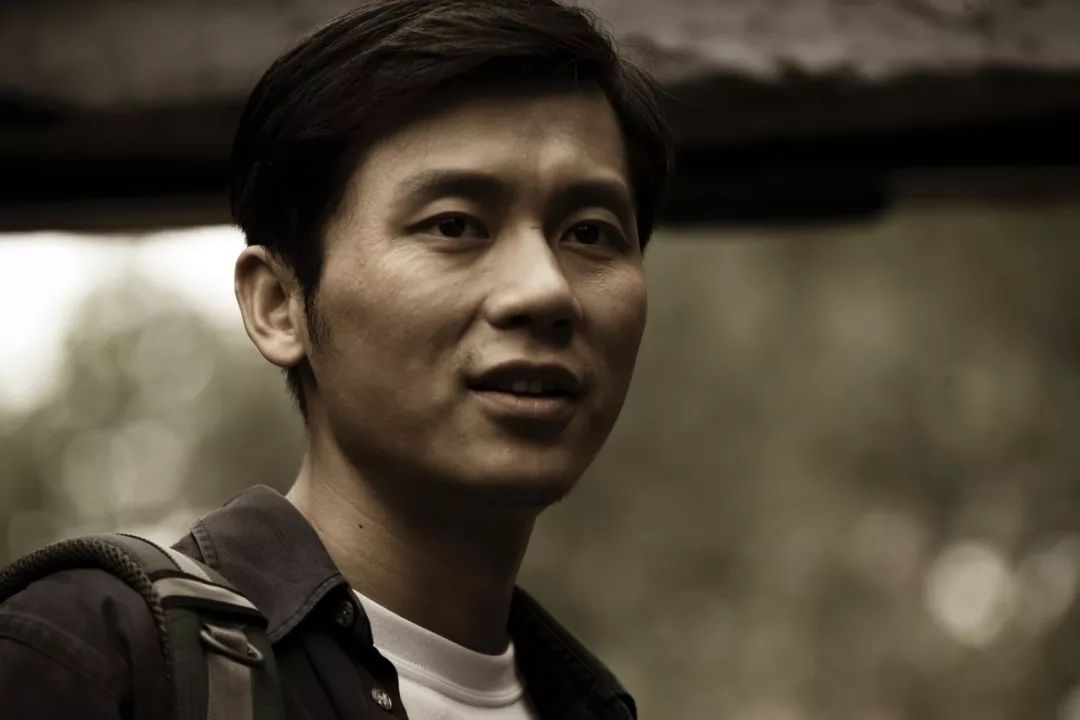 冯小刚怒骂李晨“滚出娱乐圈”,李晨霸气回怼让冯小刚哑口无言